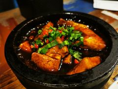 傣家石锅焖豆腐-滇越乘象云南餐厅(豆各庄店)