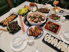 -土连锅·现熬养生汤锅(梁家巷店)