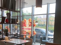 -必胜客(威高广场店)