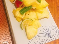 青柠拌菠萝-云海肴·汽锅鸡·云南菜(广安门天虹店)