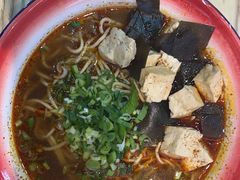 -刘二姐襄阳牛肉面(鸟巢店)