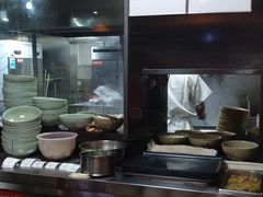 -亮亮面馆(经六路店)