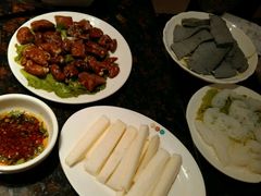-小天鹅火锅·一线江景洪鼎旗舰店(洪崖洞店)