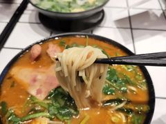 -肥汁米蘭香港米线(长宁来福士店)