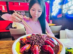 -霸气大叔干锅鸭头·龙虾烧烤·川菜·赛事直播(三里屯店)