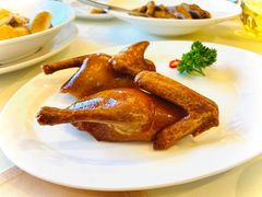 玻璃脆皮乳鸽-利苑酒家(金宝店)