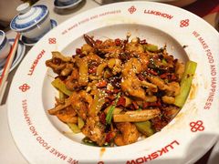 -禄鼎记·排队俩小时都要吃的酸菜鱼(石牌桥店)