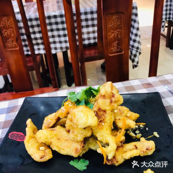 鼎润昌东北菜(阳光天地购物中心尹山湖路店)