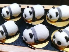 -雍容荟活波龙自助餐(IFS黑金店)