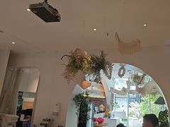 -春树下·树屋花房西餐厅(罍街AS1980店)