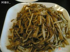 鸡丝米粉-嘉丰湘菜馆(芳群园店)