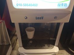 伊利酸奶-比格比萨自助(延庆万达广场店)