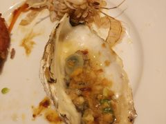 -东方红海鲜百汇(国际大厦店)