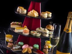 -Salon de The de Joel Robuchon(外滩18号店)
