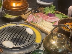 -GOGIYA·咕叽吖韩国传统烤肉店(东方新天地店)