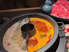 -晓宇重庆火锅(西安荟聚店)