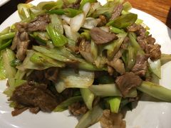 -蒙艾里民族传统菜蒙餐