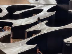 -涨巢·潮玩水疗局