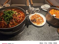 -万重锦·人文川菜馆(骡马市店)