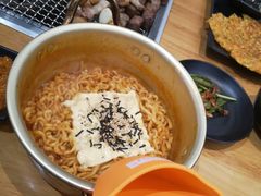 -肉甲韩国木炭烤肉(新壹街1店)