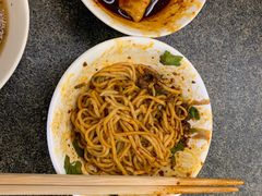 椒香牛肉杂酱面-春阳水饺(香槟广场店)