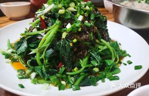 Cold-Mixed Sweet Potato Greens