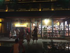 -猫的天空之城概念书店(景德镇陶溪川店)