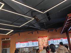 -邱芳粉店(迎宾大道旗舰店)