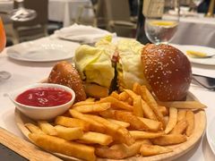 -龙虾酒吧扒房(宁波香格里拉店)