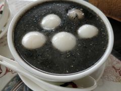 芝麻糊汤圆-周大娘牛乳(旧寨古村总店)