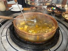 -阿山卓·野生菌火锅·纳西火塘烤肉