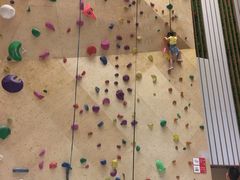 -ROCKPLUS攀岩馆(环宇城店)
