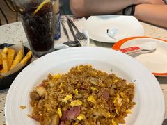 -必胜客(WOW中心城店)