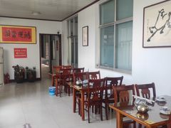 -美顺香食府鱼头老店(雪野湖店)