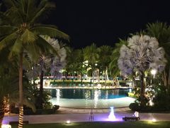 -三亚湾海居铂尔曼度假酒店