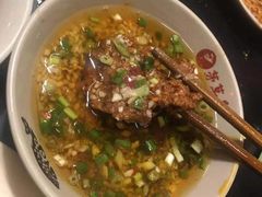 -茅草房·河畔园林火锅