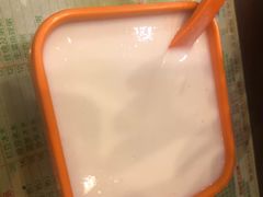 冷香滑椰子奶糊-顺记冰室(宝华路店)