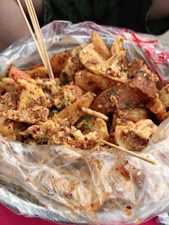 洋芋西施-"此次行程是去云南昆明,途径会泽县,朋友说.