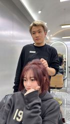 -Tloml salon