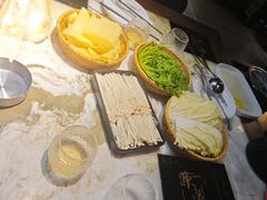 -东道煮牛肉火锅(东盛大街店)