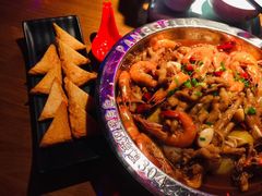 -胖哥俩肉蟹煲(万国店)