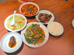 -双流老妈兔头(荟聚店)