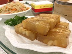 香煎Q弹马蹄糕-麒麟山景大酒店岭南汇海鲜酒家(沙井店)