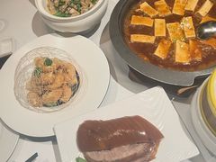 -贝勒爷·酥不腻烤鸭