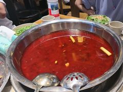 -肖肖酸萝卜鱼火锅(总店)