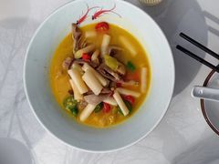 -小丫头餐厅·江浙菜·烧烤(灵隐店)