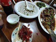 -微山岛春天里酒家