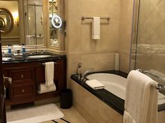 -广州富力丽思卡尔顿酒店