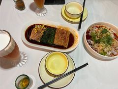 菠菜豆芽拌面筋-谷丽羊肉串·新疆鲜货烧烤馆·清真·夜宵(长沙首店)