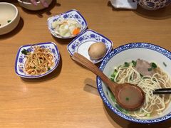 -舌尖尖·兰州牛肉面(浦东机场店)